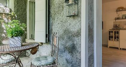 Green Garden House in Lierna