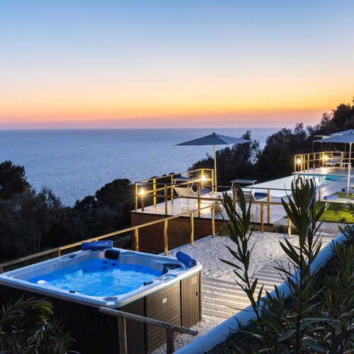 Villa Maiuri by Myvillacollection