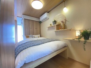 2 chambres, fer et planche à repasser, accès au Wi-Fi (inclus)