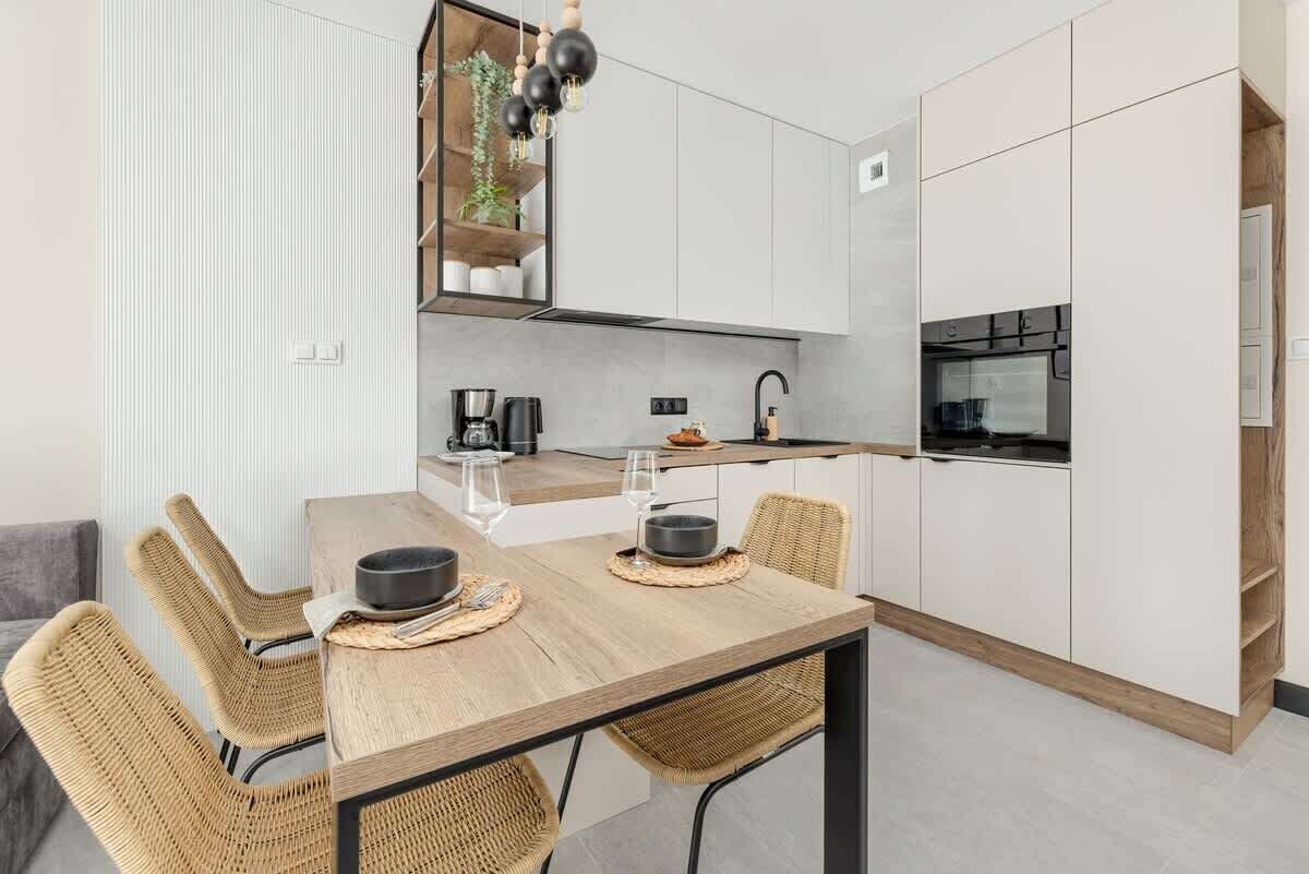 Kühlschrank, Ofen, Herdplatte, Geschirrspüler