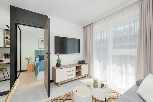 1 habitación, tabla de planchar con plancha, wifi y ropa de cama 