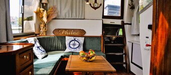 Bateau Tout Confort Datant DE 1980 - Proche Fontainebleau