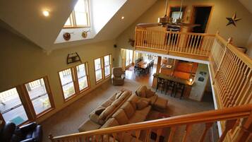 Smart TV, fireplace, DVD player, table football