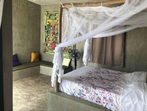 1 bedroom, bed sheets - Bien Bassile 3 (Guéréo)