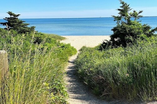 The Breakwaters Hyannis - Your Home Away From Home RPAM069