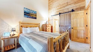 2 chambres, fer et planche à repasser, Wi-Fi gratuit, draps fournis