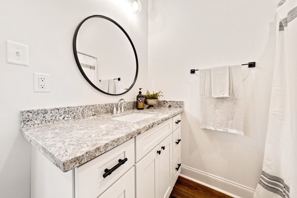 Ducha, toallas y champú