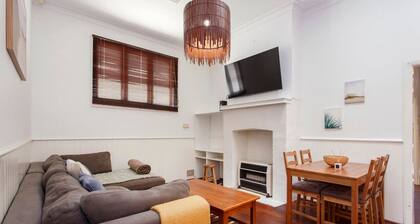 South Fremantle Hideaway close to South Beach