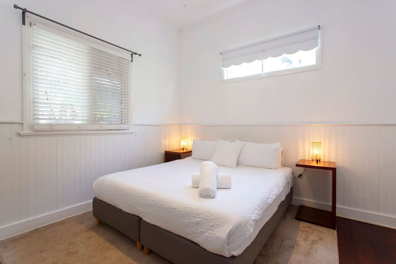 3 bedrooms, iron/ironing board, travel cot, WiFi