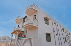 Fachada da propriedade