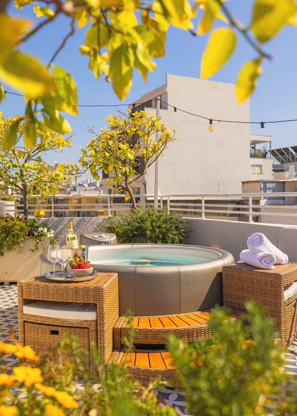Rooftop terrace - Albi Florentin (Tel Aviv)