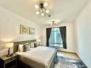 1 bedroom, in-room safe, individually decorated, individually furnished - Lux BnB Burj Views (Dubai)