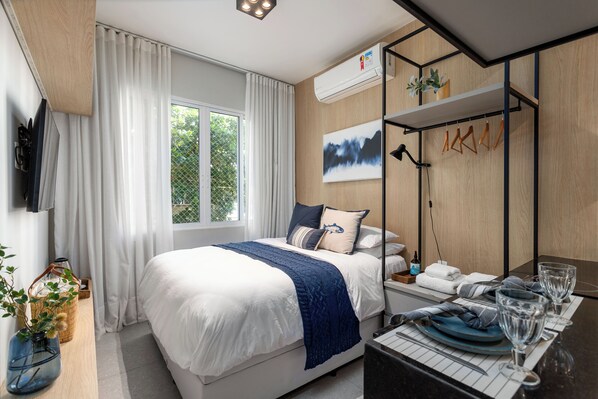 1 habitación, tabla de planchar con plancha, wifi gratis y ropa de cama