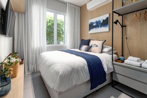 1 habitación, tabla de planchar con plancha, wifi gratis y ropa de cama
