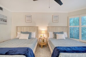 2 室のベッドルーム、WiFi (無料)、ベッドシーツ