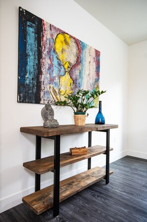 Condo | Living area | 40-inch flat-screen TV with digital channels