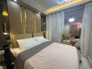 1 bedroom, iron/ironing board, WiFi, bed sheets