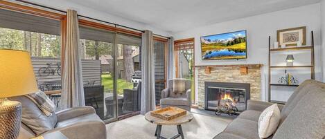 TV, fireplace, offices