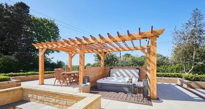 Host & Stay | Finch House