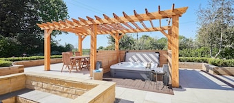 Host & Stay | Finch House