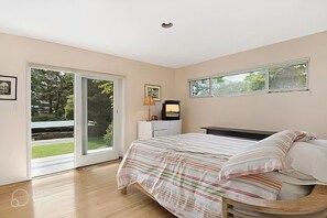 4 Schlafzimmer, Bügeleisen/Bügelbrett, WLAN, Bettwäsche