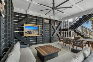 Smart-TV, Tischfußball