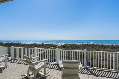 Sundancer: Oceanfront w/ Poolside Bliss & Amazing Views, Pet Friendly