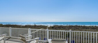 Sundancer: Oceanfront w/ Poolside Bliss & Amazing Views, Pet Friendly