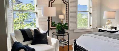 3 chambres, bureau, fer et planche Ă repasser, accĂšs au Wi-Fi (inclus)