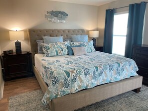 2 bedrooms, desk, free WiFi, bed sheets