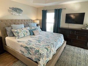 2 quartos, escrivaninha, Wi-Fi de cortesia, roupa de cama