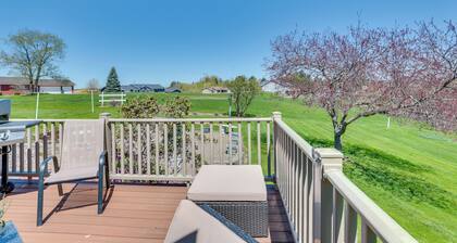 Prairie du Chien Home w/ Yard: 3 Mi to River!