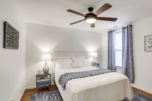 House (2 Bedrooms) | Interior - Pet-friendly Pacific Cottage Near Purina Farms! (Pacific)