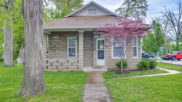 House (2 Bedrooms) | Front of property