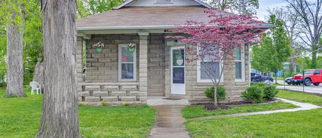 House (2 Bedrooms) | Front of property