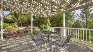 Căn hộ (2 Bedrooms) | Mặt tiền nơi lưu trú