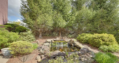 1 Mi to Allegheny River: Cozy Apt w/ Shared Patio!