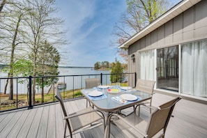 House (3 Bedrooms) | Front of property - Lakefront Troutman House w/ Spectacular Sunsets! (Troutman)