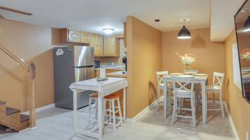 House (1 Bedroom) | Interior