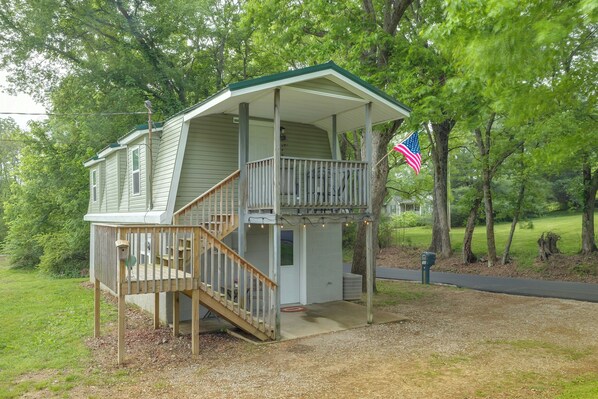 House (1 Bedroom) | Front of property