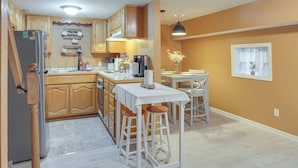 House (1 Bedroom) | Interior - 5 Mi to Columbia: Pet-friendly Culleoka Home (Culleoka)