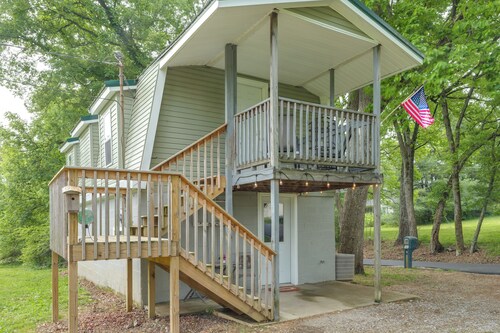 5 Mi to Columbia: Pet-friendly Culleoka Home