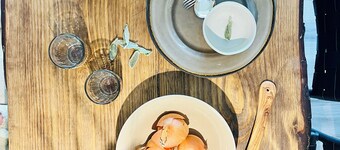 HOOTING HAUS - HOT TUB - FIRE PIT - CABIN RETREAT