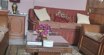 Cosy Comfortable safe stay at affordable price in Kolkata #1