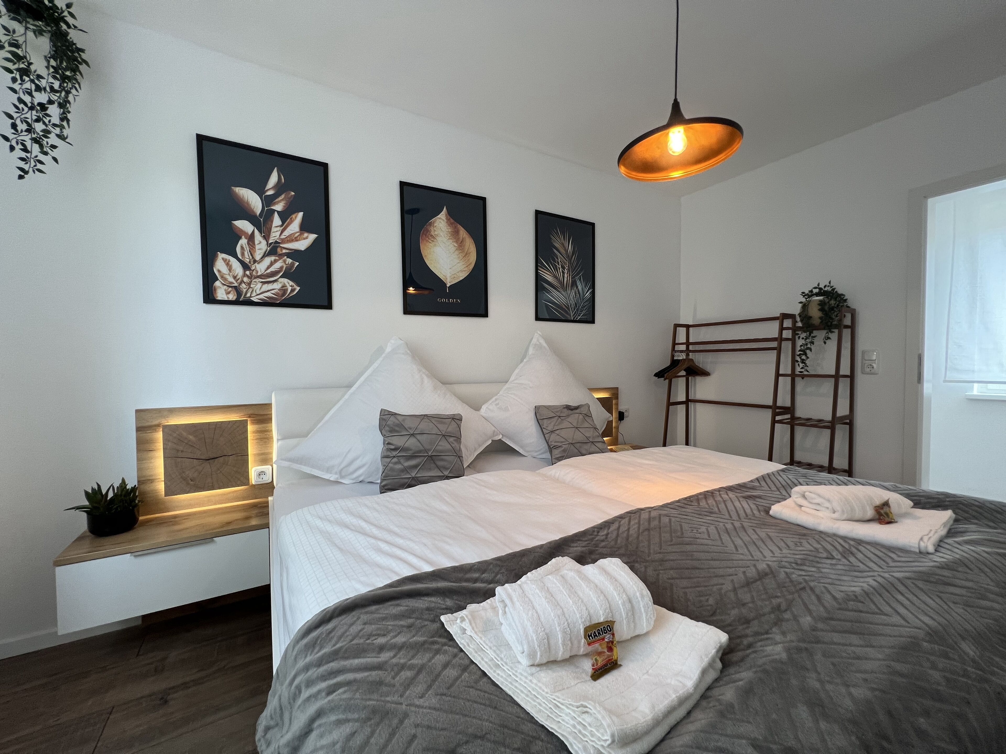 1 bedroom, WiFi, bed sheets