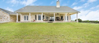 Family Ranch on 14 Acres +Wiffle Ball & Disc Golf Course and Large Game Room