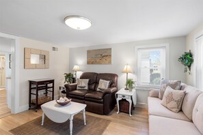 Smart TV - Love and Luck on Chincoteague Island! (Chincoteague Island)