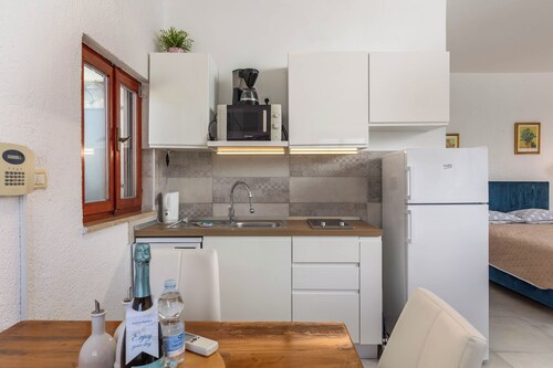 Holiday Home Sladonja Apartments
