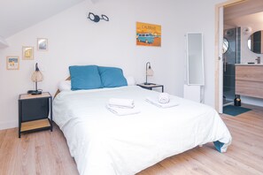 2 soverom, strykejern/-brett og wi-fi (inkludert)