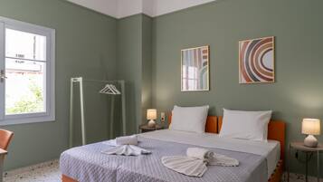 3 chambres, fer et planche à repasser, Wi-Fi gratuit, draps fournis